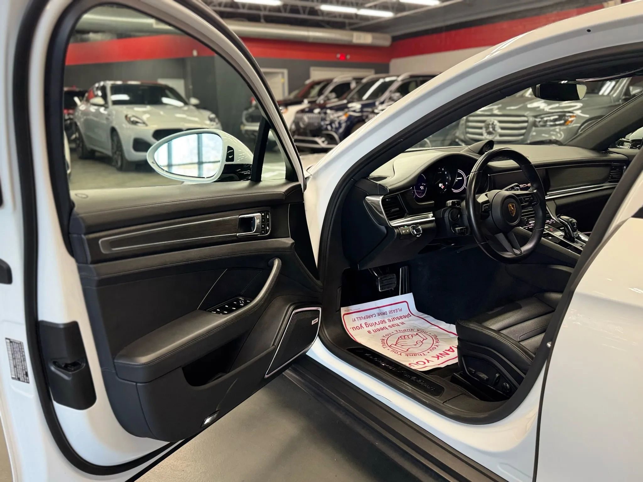 Used 2023 Porsche Panamera 4 Platinum Edition image 15