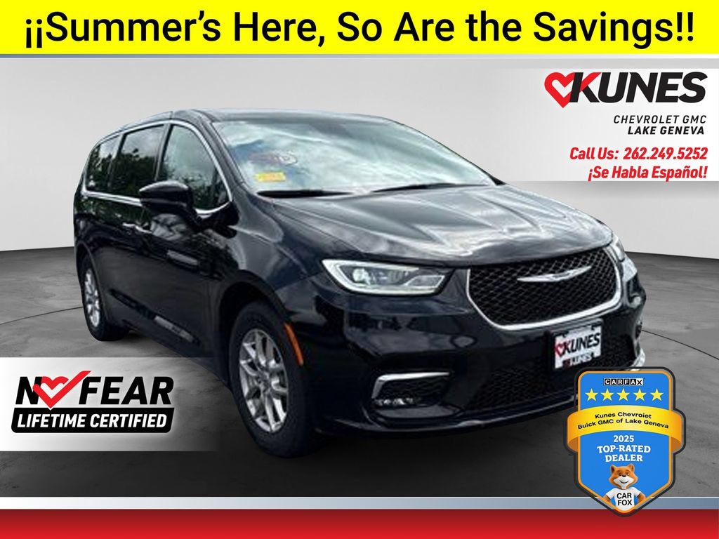 Used 2024 Chrysler Pacifica Touring-L