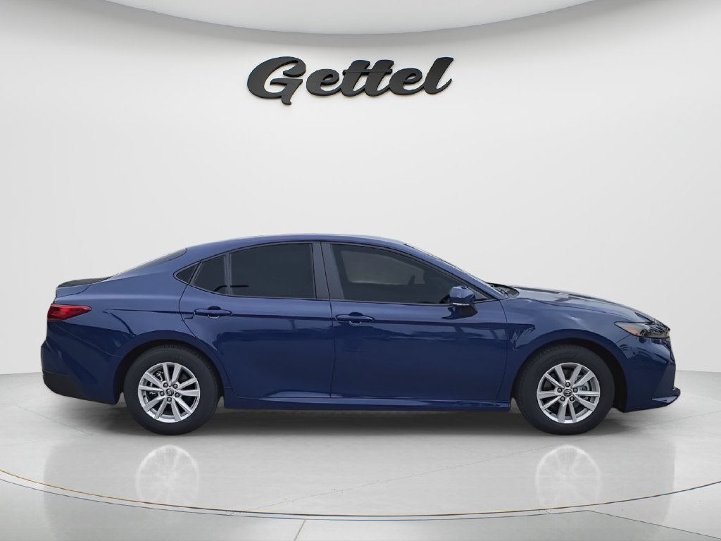 Used 2026 Toyota Camry LE FWD image 6