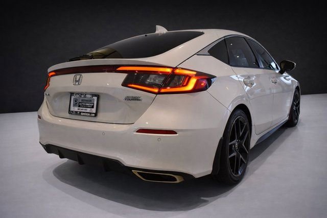 Used 2024 Honda Civic Sport Touring image 8