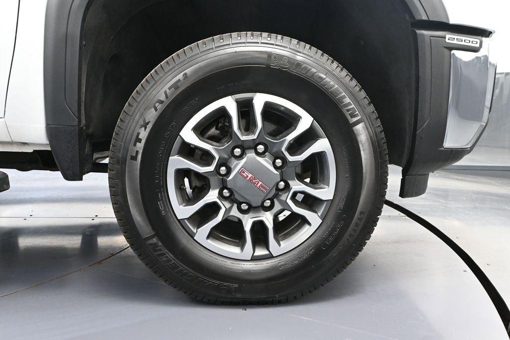 Used 2024 GMC Sierra 2500 SLE w/ SLE Value Package AWD/4WD image 18
