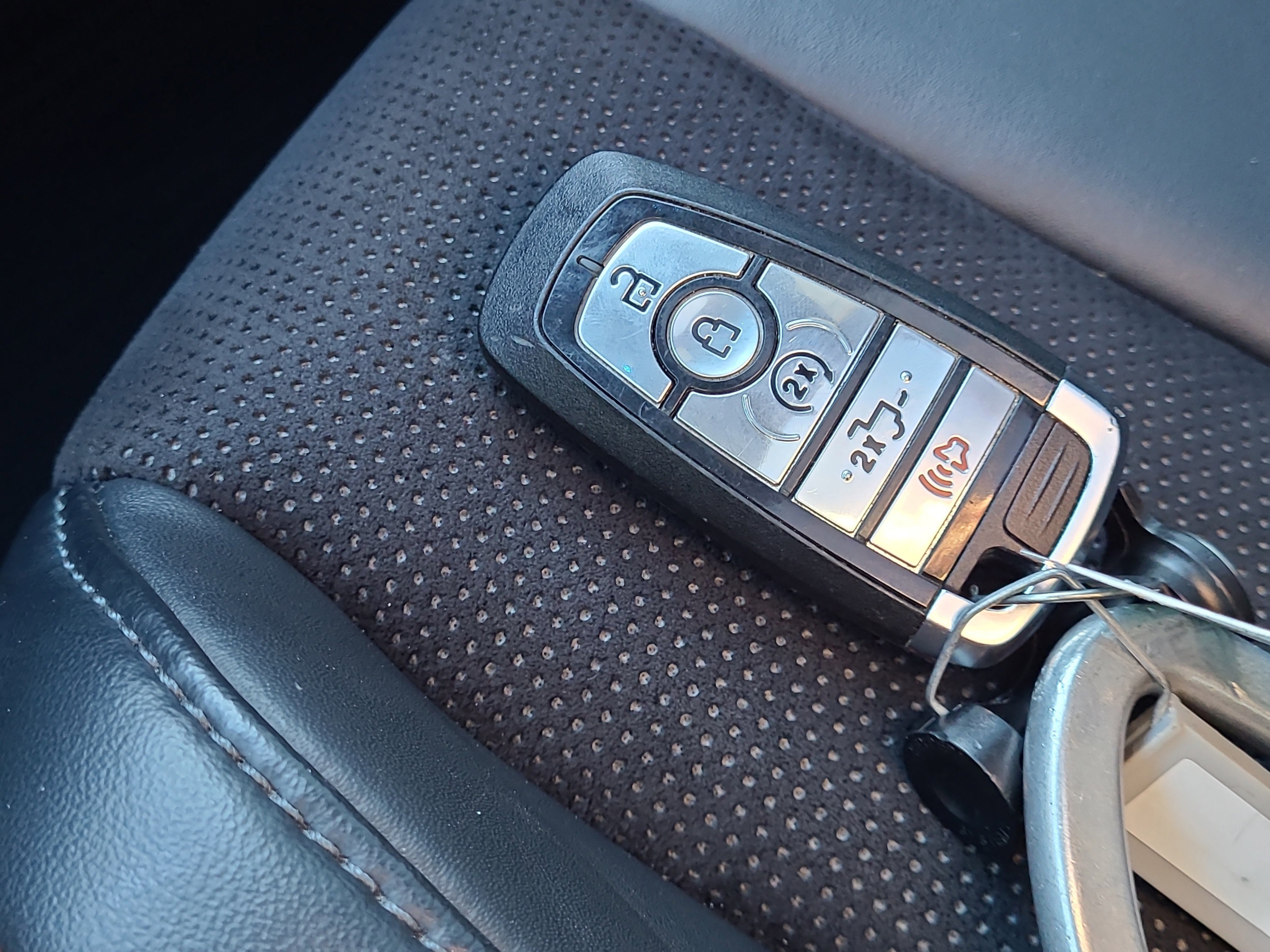 Used 2024 Ford F150 Raptor image 33