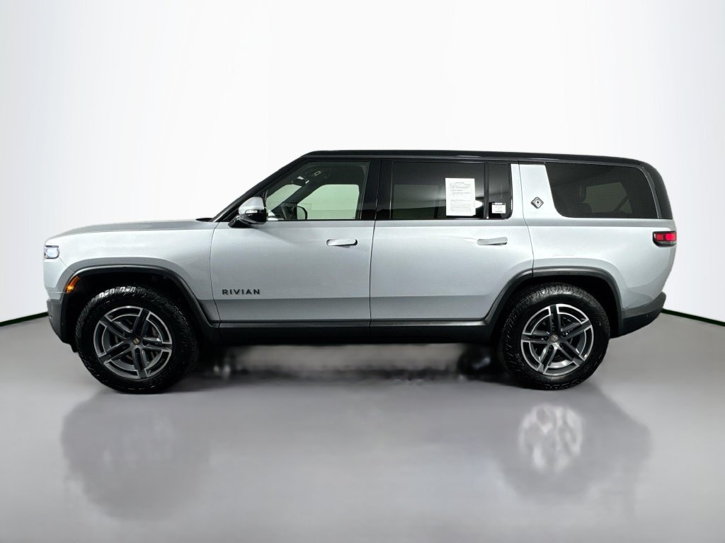 Used 2025 Rivian R1S Adventure Dual AWD/4WD image 8