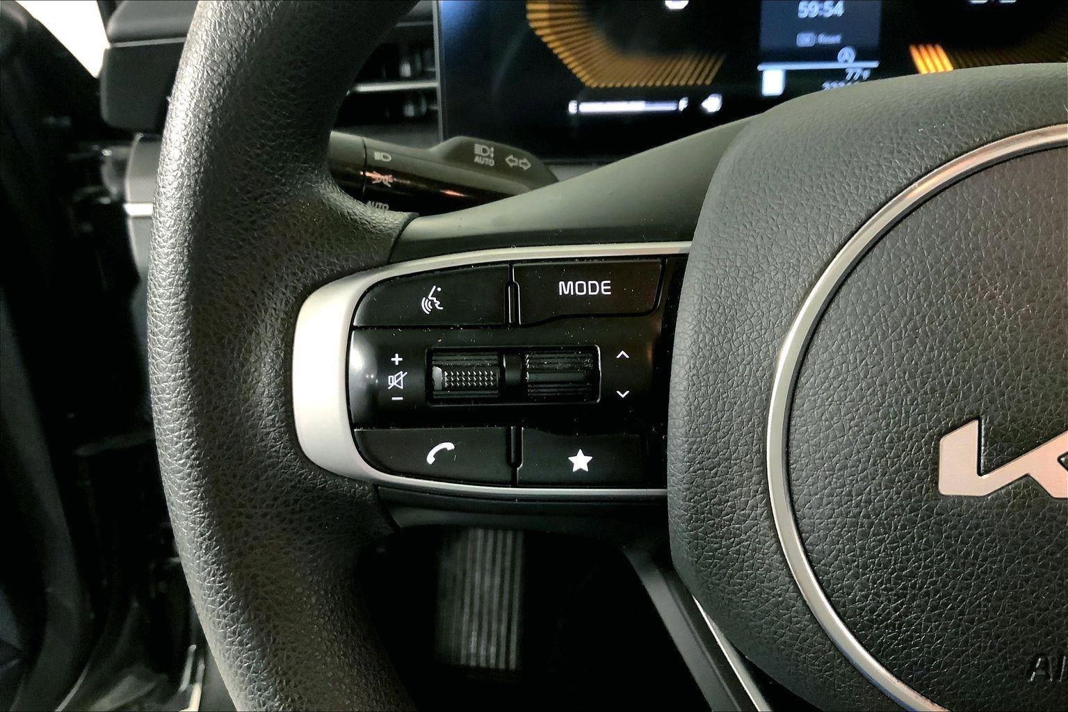 Certified 2025 Kia K5 LXS FWD image 18