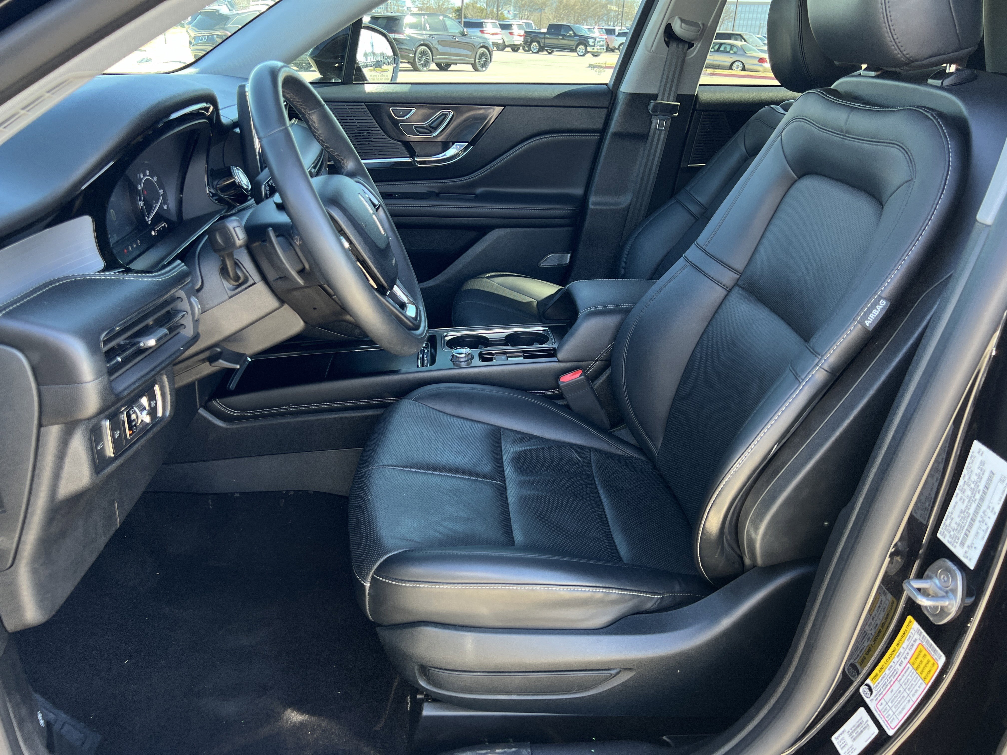 Certified 2022 Lincoln Corsair FWD w/ Premium Package image 27