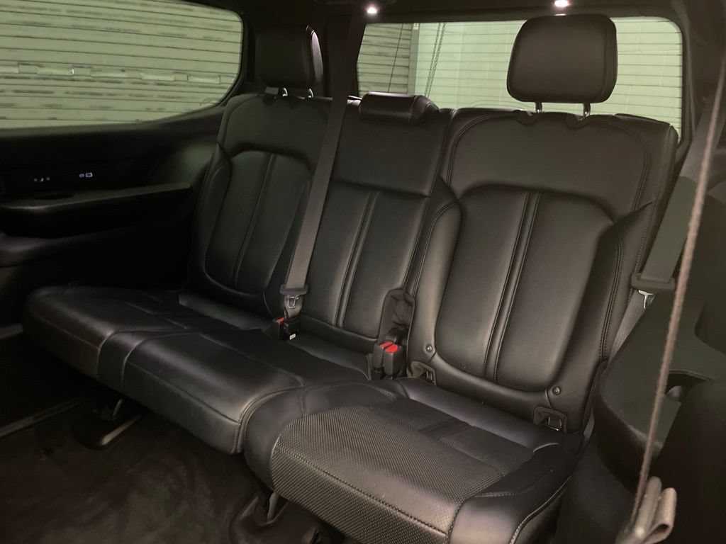 Certified 2022 Jeep Wagoneer Series III w/ Premium Group I AWD/4WD image 22