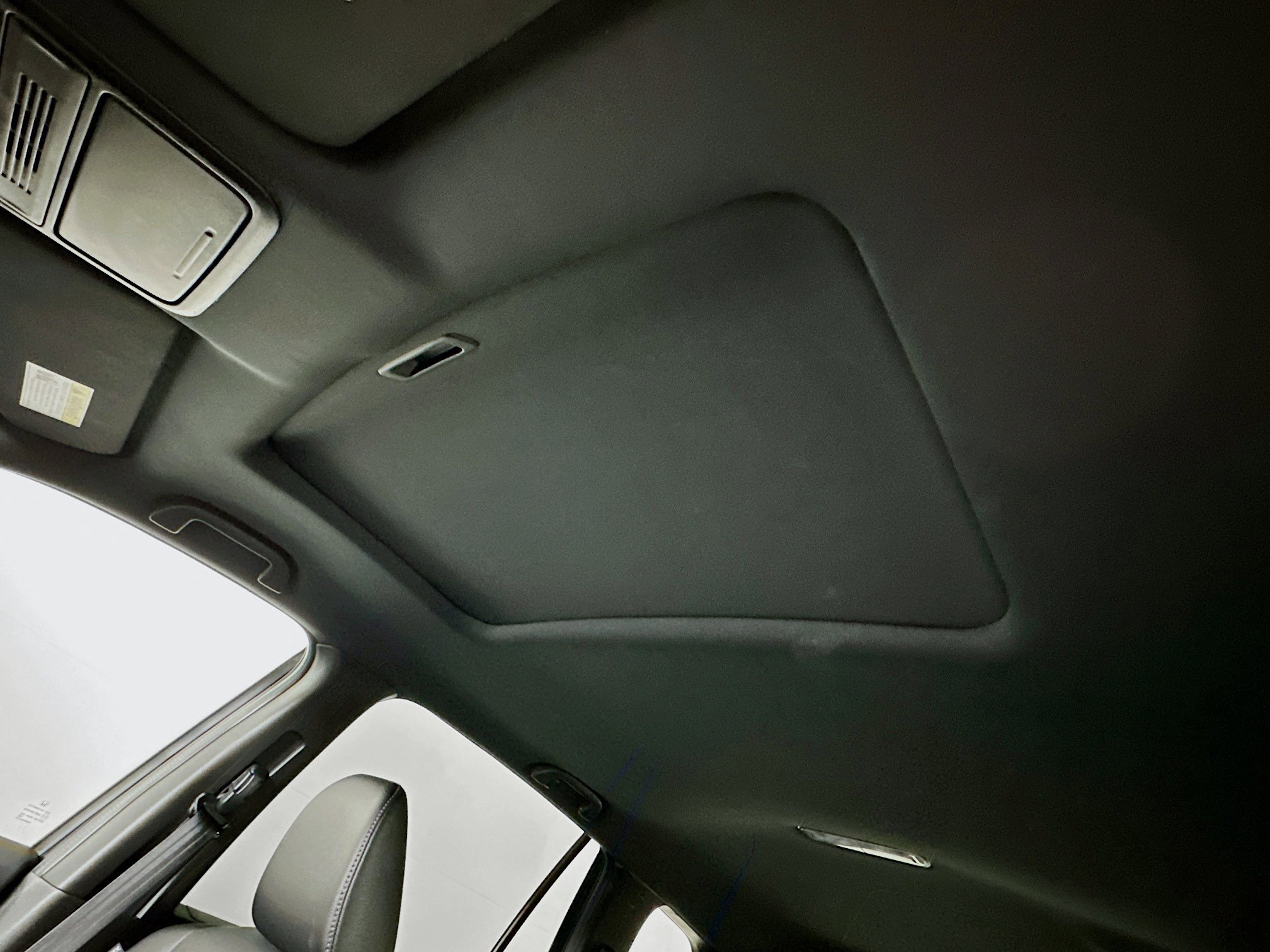 Used 2023 Honda Passport EX-L image 25