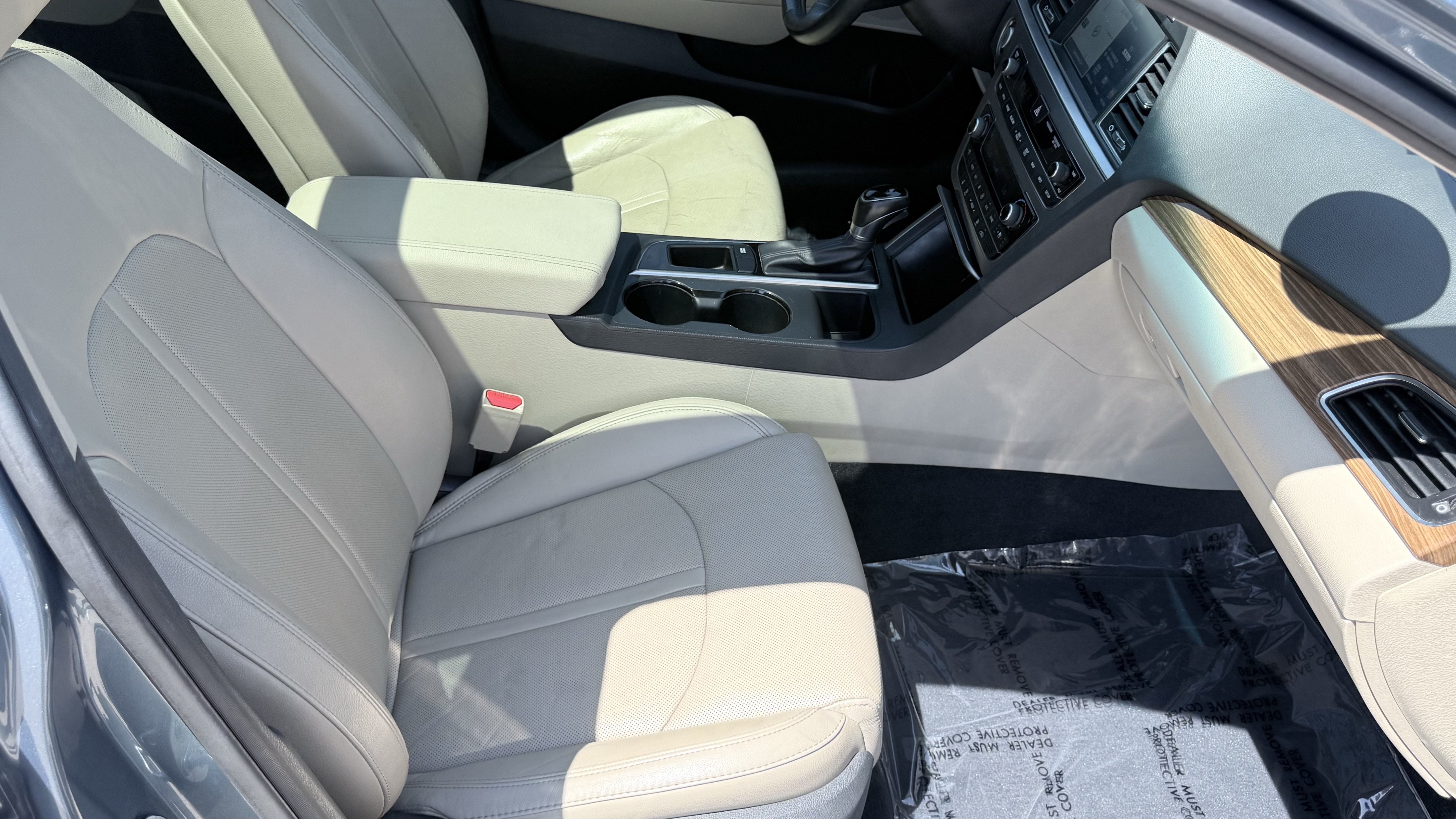 Used 2015 Hyundai Sonata Limited w/ Option Group 05 FWD image 31