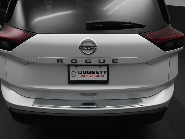 New 2026 Nissan Rogue SV w/ Cold Weather Package image 10
