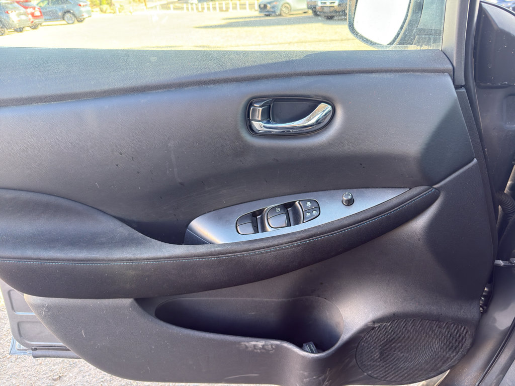 Used 2021 Nissan Leaf S Plus FWD image 22