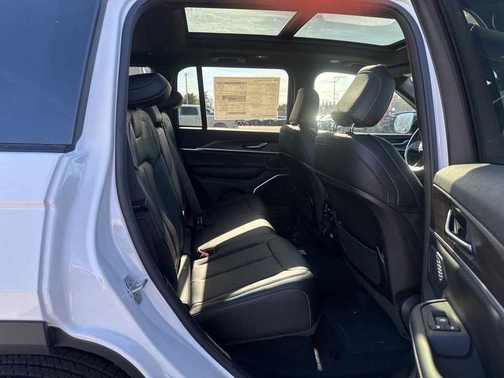 New 2026 Jeep Grand Cherokee Limited AWD/4WD image 27