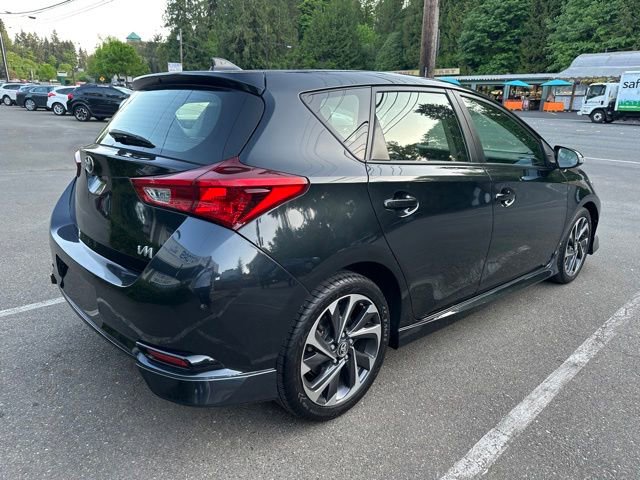 Used 2018 Toyota Corolla iM w/ All-Weather Mat Package FWD image 5