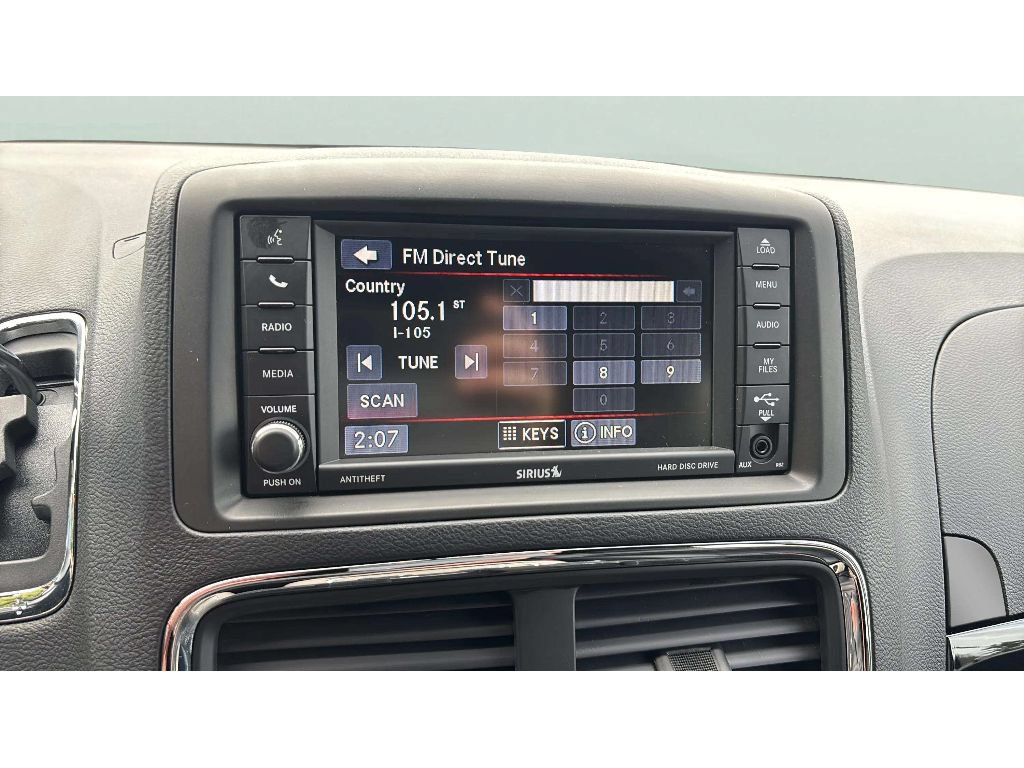 Used 2017 Dodge Grand Caravan SXT FWD image 19