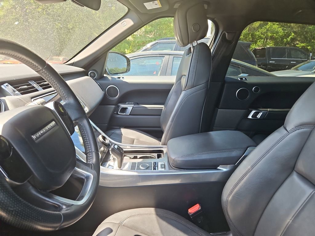 Used 2018 Land Rover Range Rover Sport SE image 10