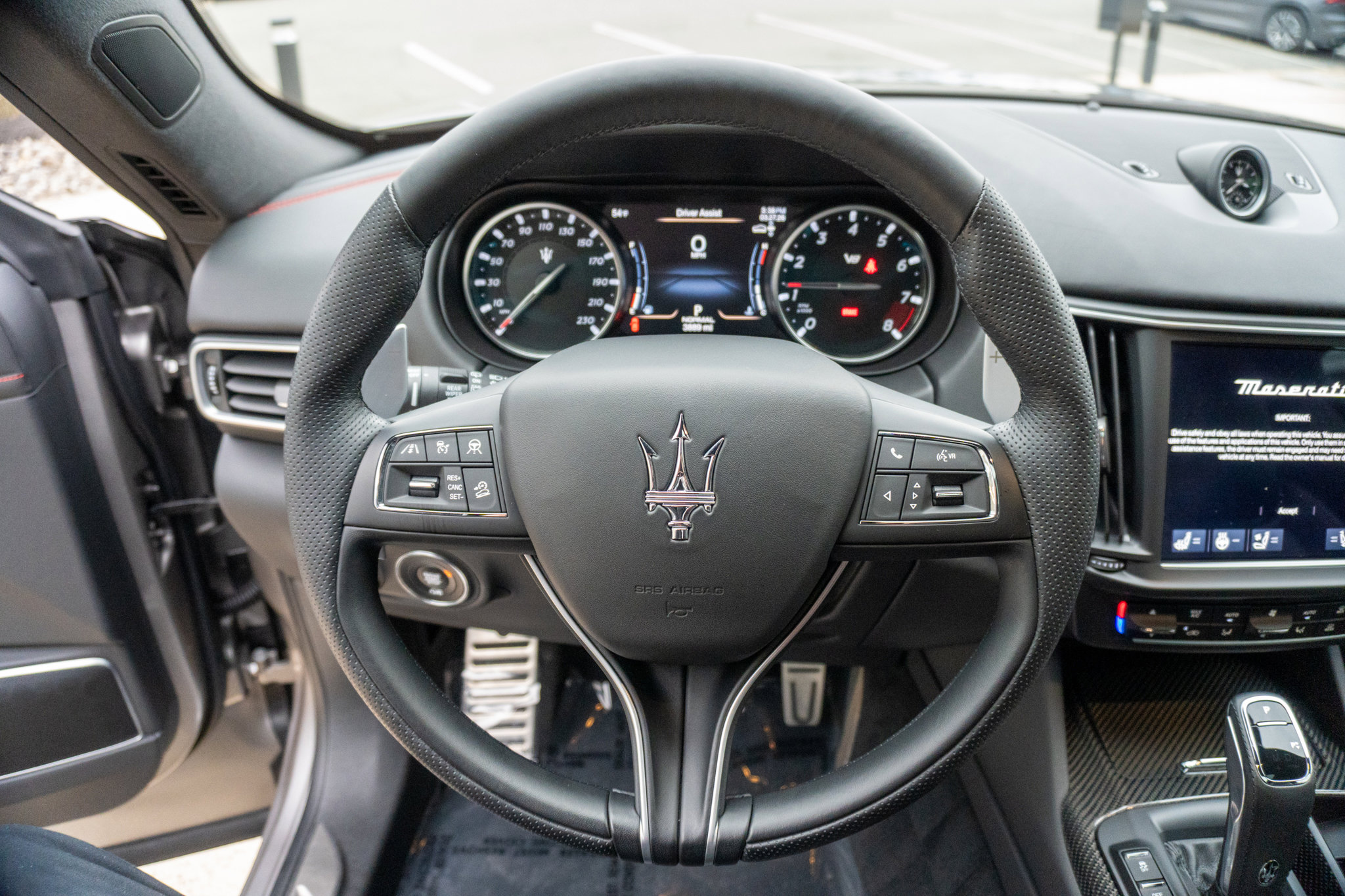 Used 2022 Maserati Levante Modena S image 10