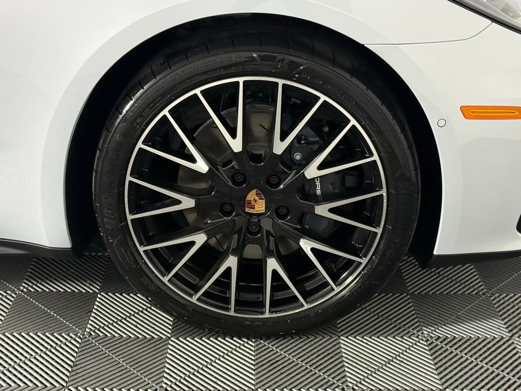 New 2026 Porsche Panamera 4 image 14