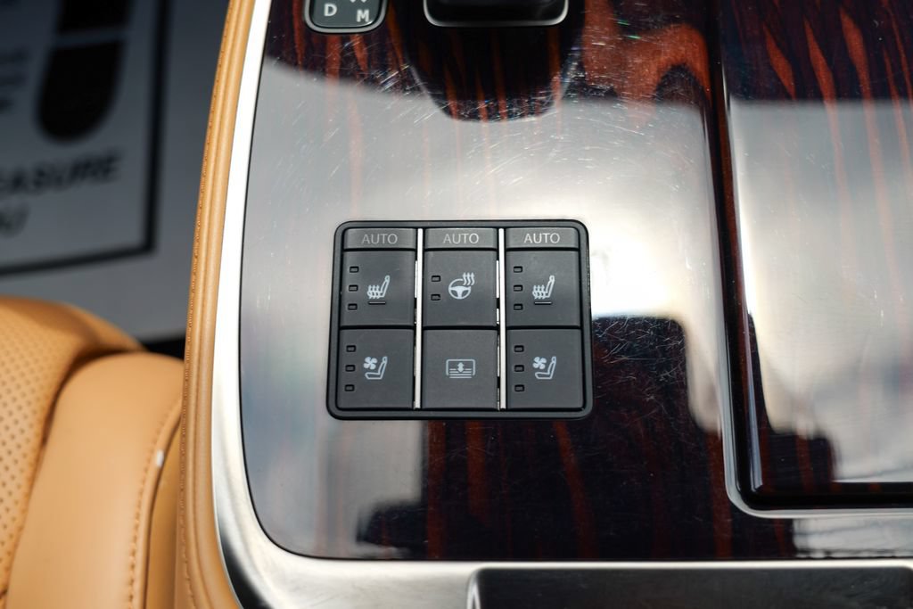 Used 2024 Lexus LS 500 AWD w/ Interior Upgrade Package image 55