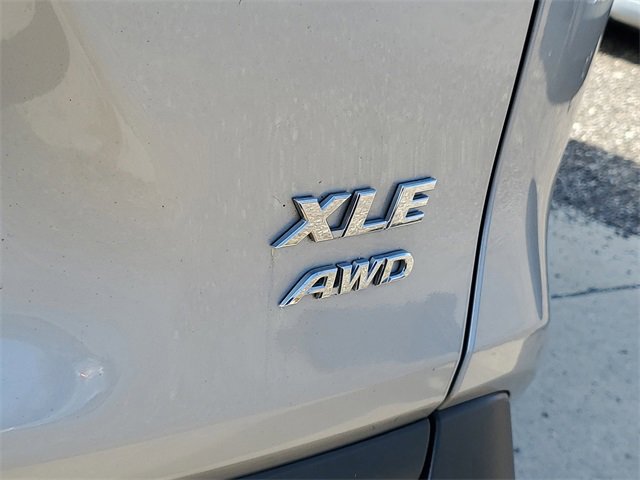 Used 2023 Toyota RAV4 XLE image 7