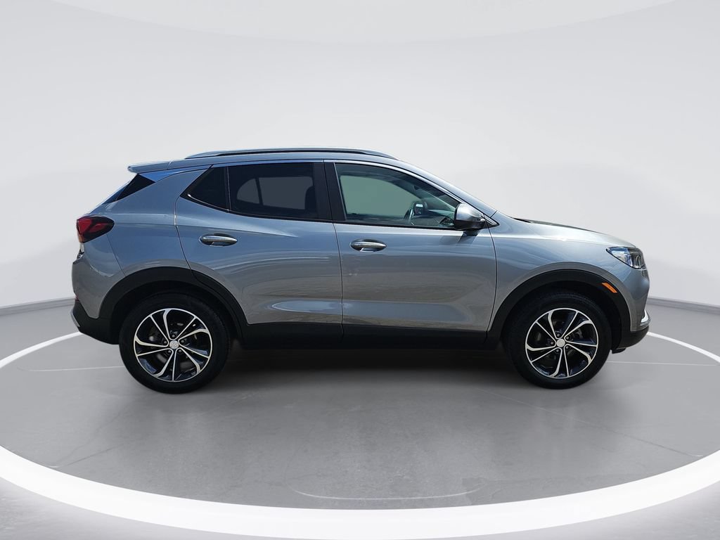 Certified 2023 Buick Encore GX Select AWD/4WD image 2