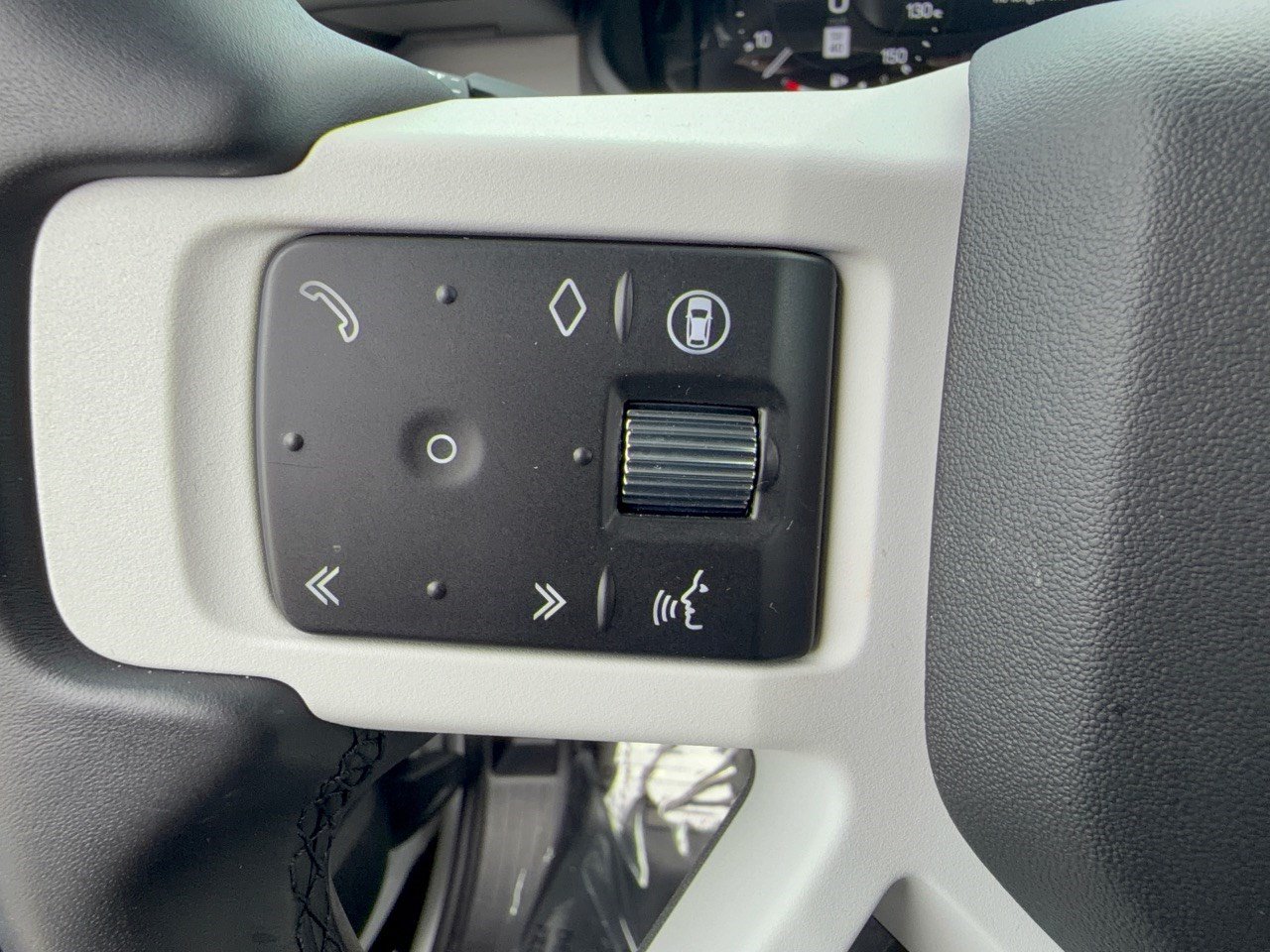 Used 2026 Land Rover Defender 130 S AWD/4WD image 18