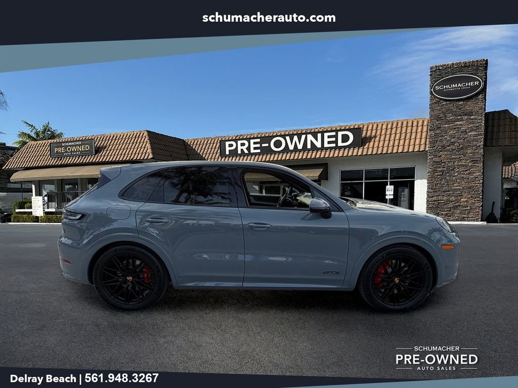 Used 2026 Porsche Cayenne GTS AWD/4WD image 8