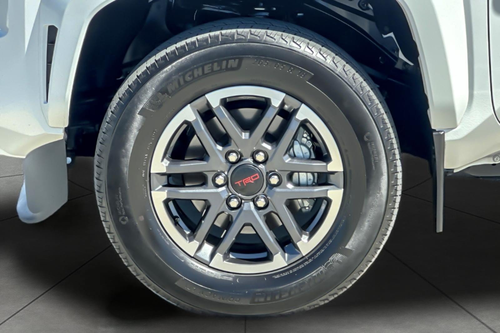 Certified 2024 Toyota Tacoma TRD Sport w/ TRD Sport Premium Package AWD/4WD image 24
