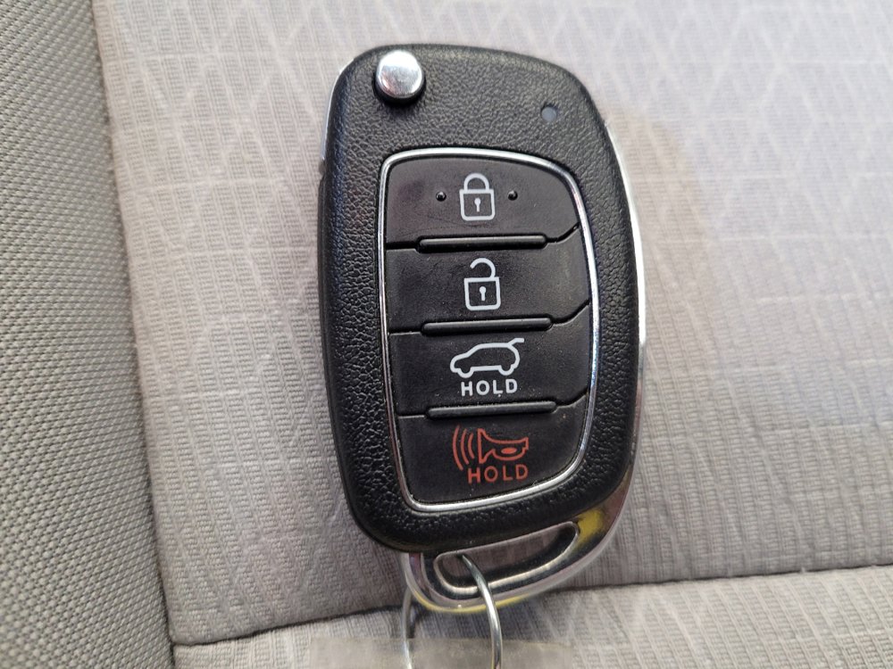 Used 2017 Hyundai Tucson SE AWD/4WD image 32