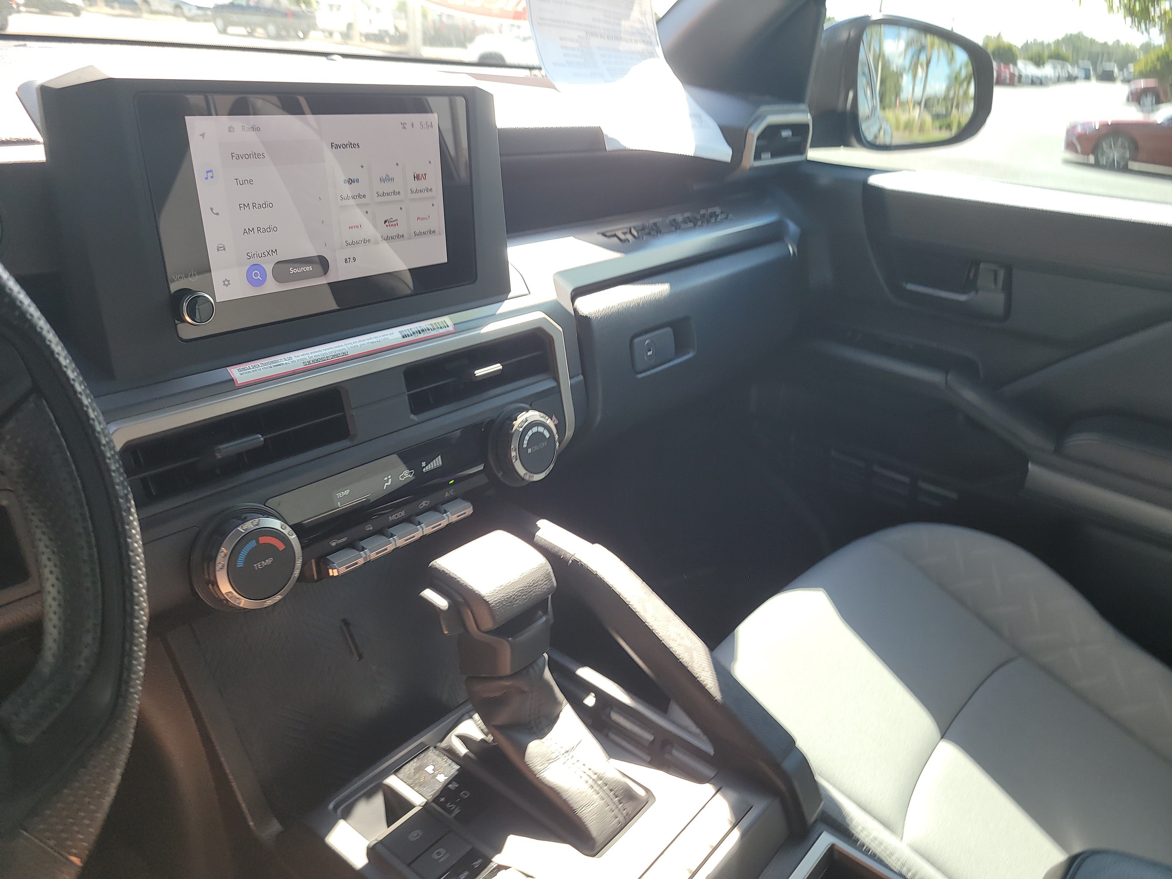 Certified 2024 Toyota Tacoma SR5 AWD/4WD image 21