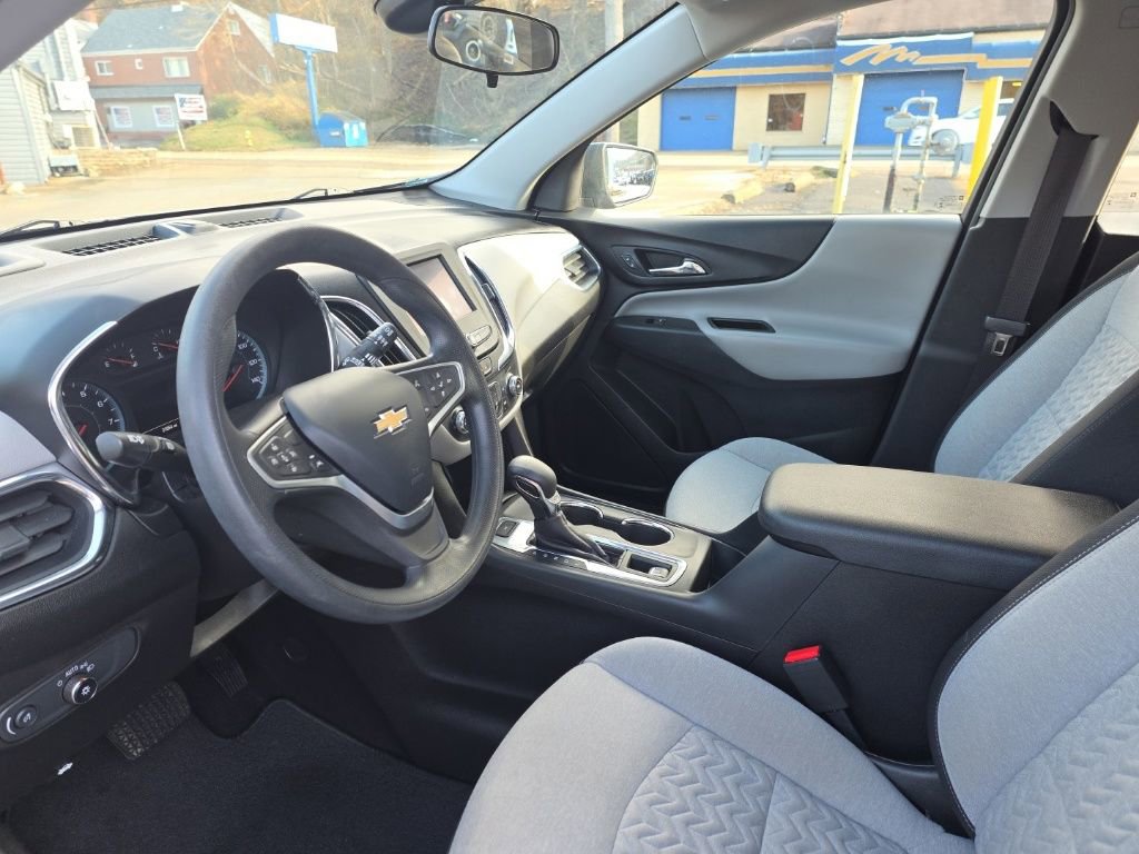 Used 2023 Chevrolet Equinox LS image 11