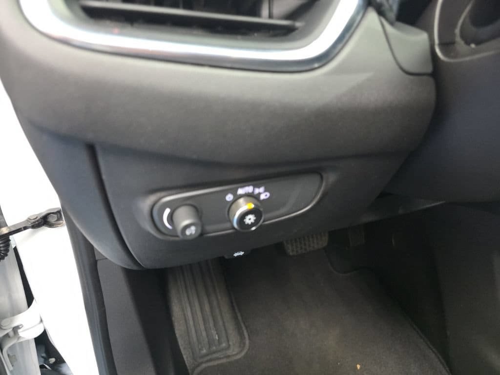 Certified 2024 Chevrolet Equinox LT FWD image 21