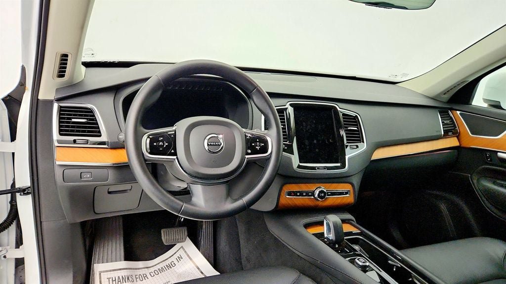 Used 2023 Volvo XC90 B6 Plus w/ Protection Package Premier AWD/4WD image 11