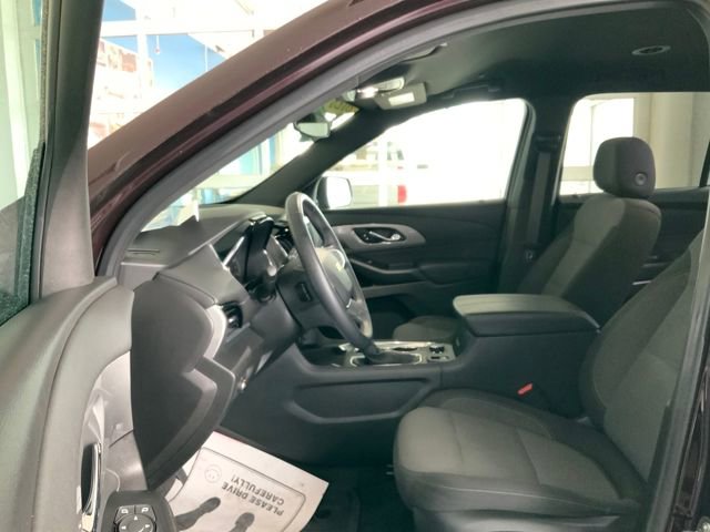 Used 2023 Chevrolet Traverse LT image 15