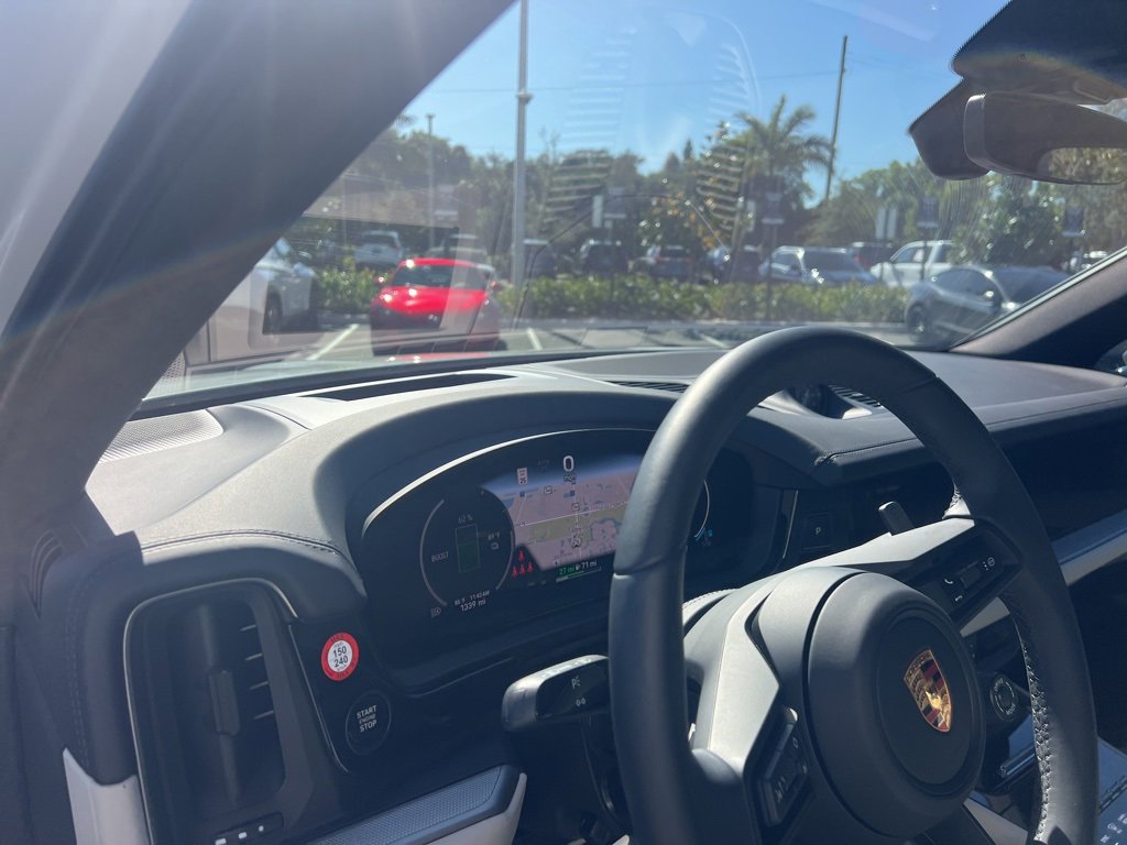 Used 2024 Porsche Cayenne S image 45