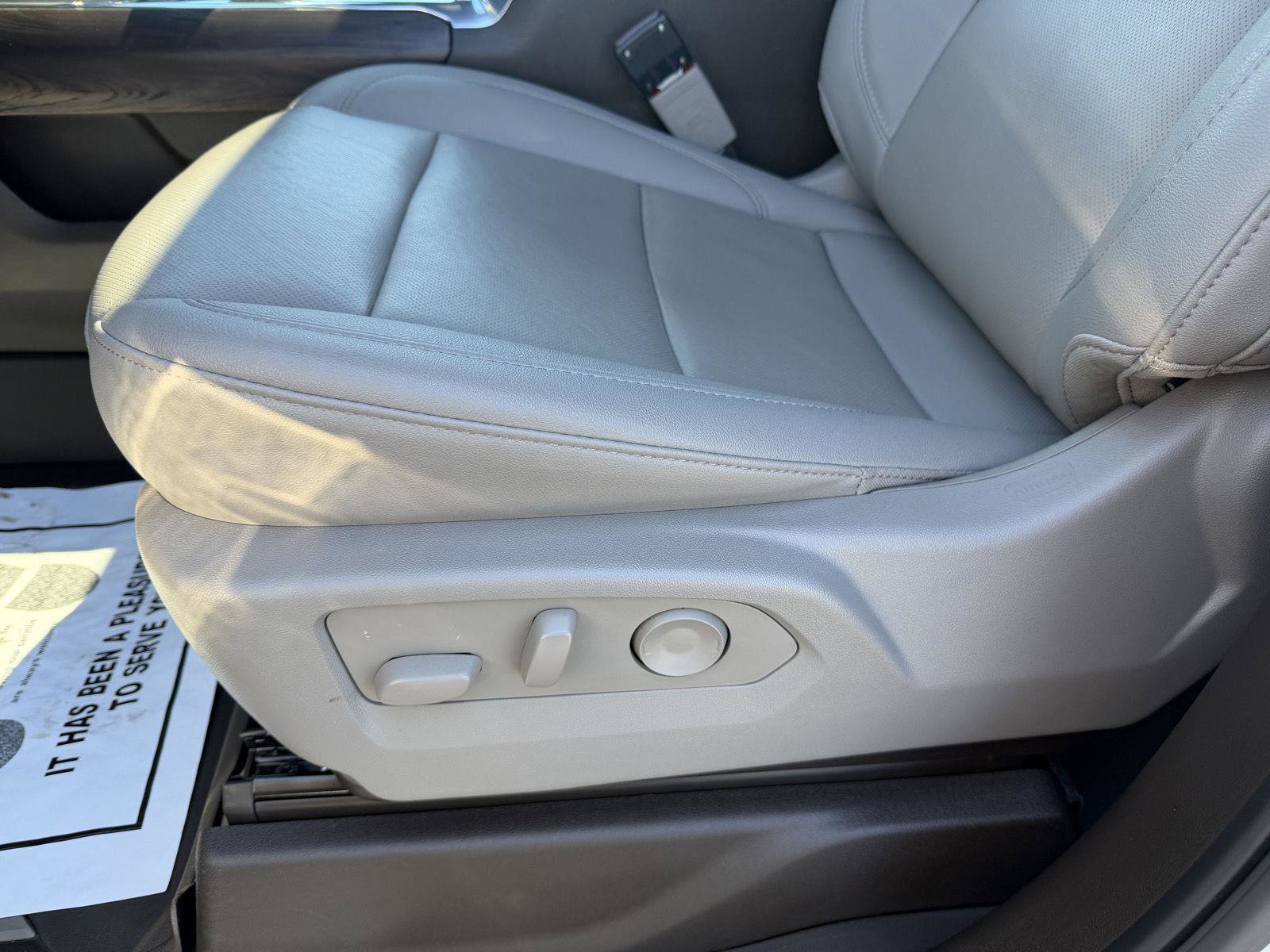 Used 2024 GMC Sierra 1500 SLT w/ SLT Premium Plus Package image 11