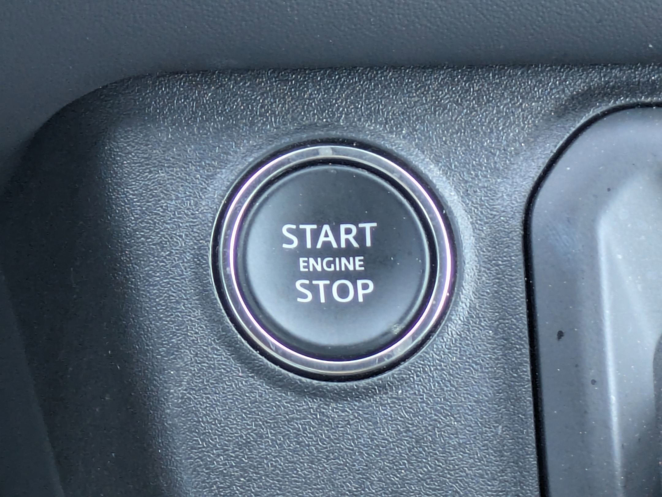 Certified 2024 Land Rover Defender 110 X-Dynamic SE image 18