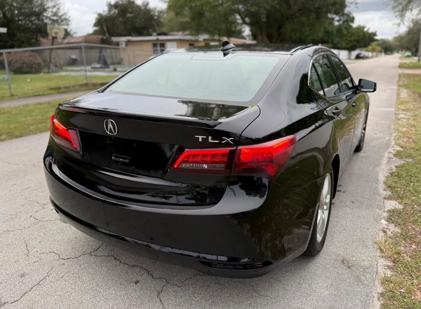Used 2016 Acura TLX w/ Technology Package image 7
