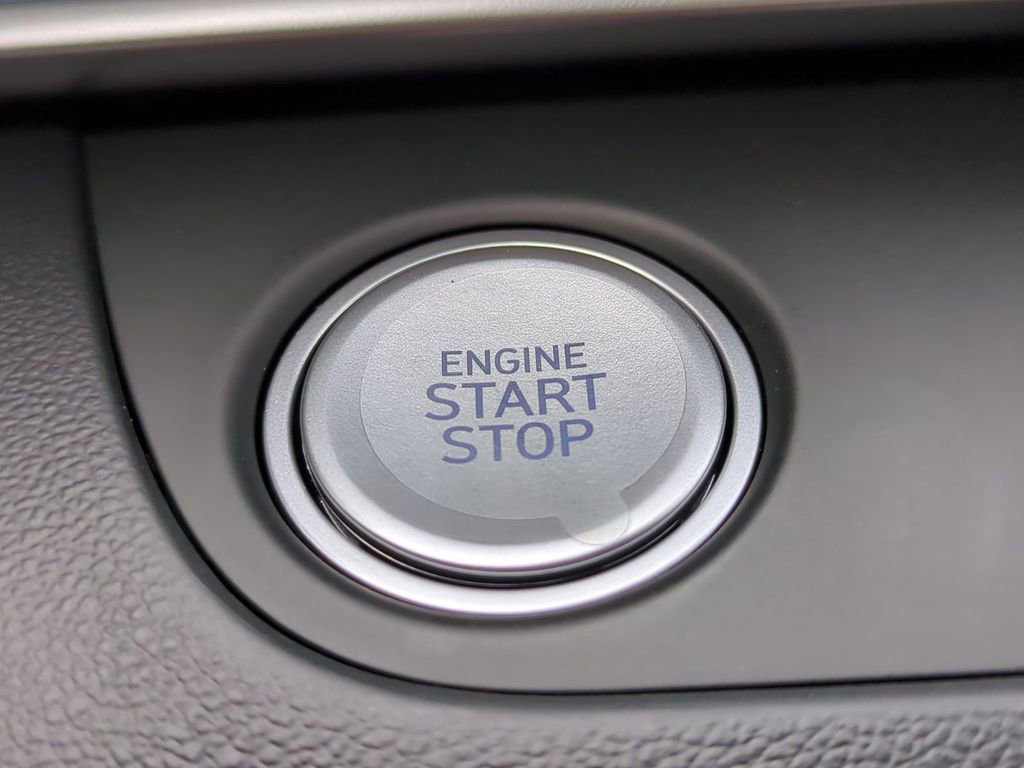 New 2026 Hyundai Elantra Limited image 36