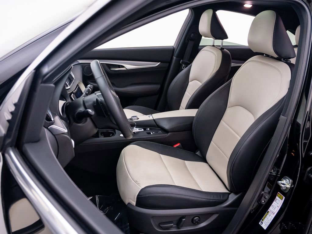Used 2023 INFINITI QX55 Luxe w/ Cargo Package image 15
