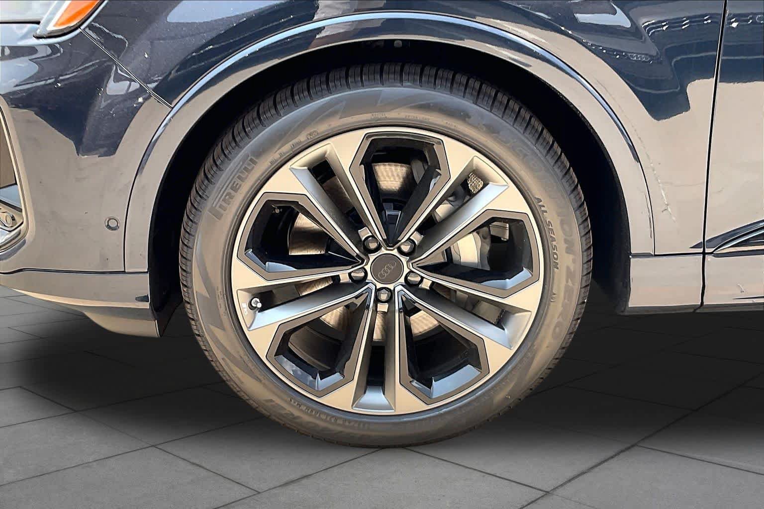 New 2026 Audi Q7 Premium Plus AWD/4WD image 11