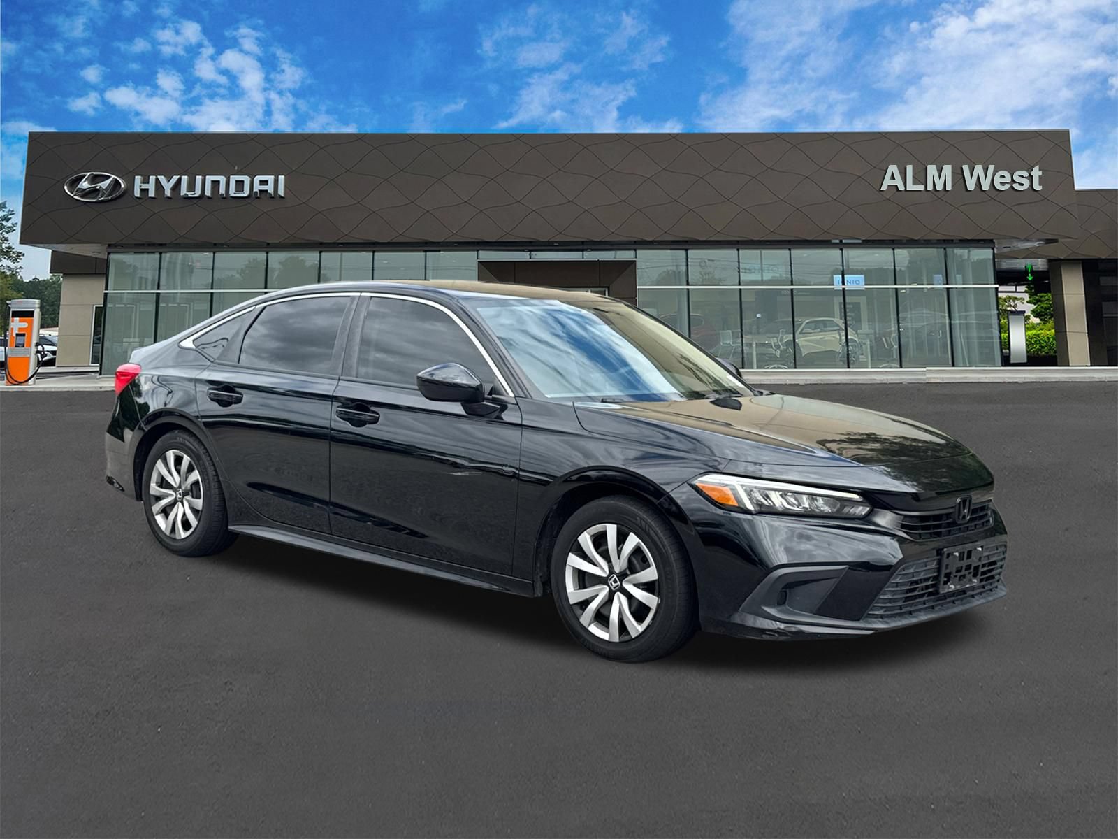Used 2023 Honda Civic LX image 3
