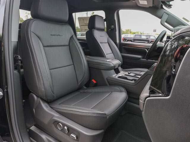New 2026 GMC Sierra 2500 Denali w/ Denali Reserve Package AWD/4WD image 25