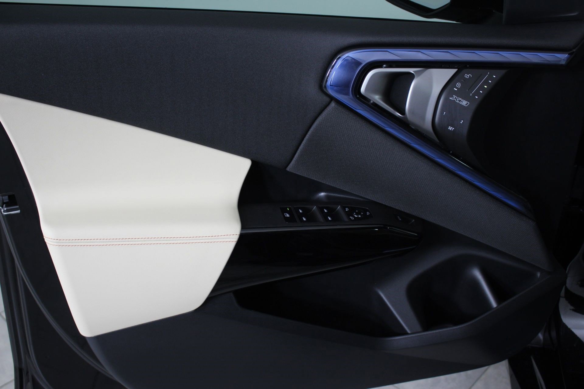 New 2026 BMW X3 xDrive30 w/ M Sport Package AWD/4WD image 12