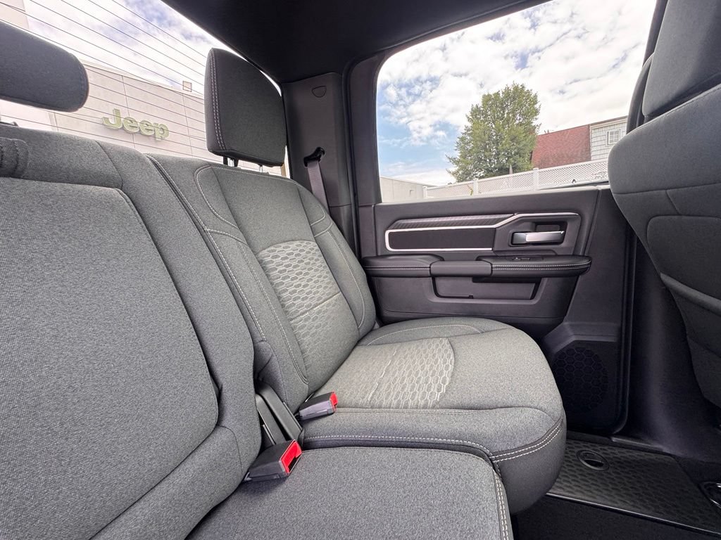 New 2026 RAM 2500 Big Horn AWD/4WD image 22