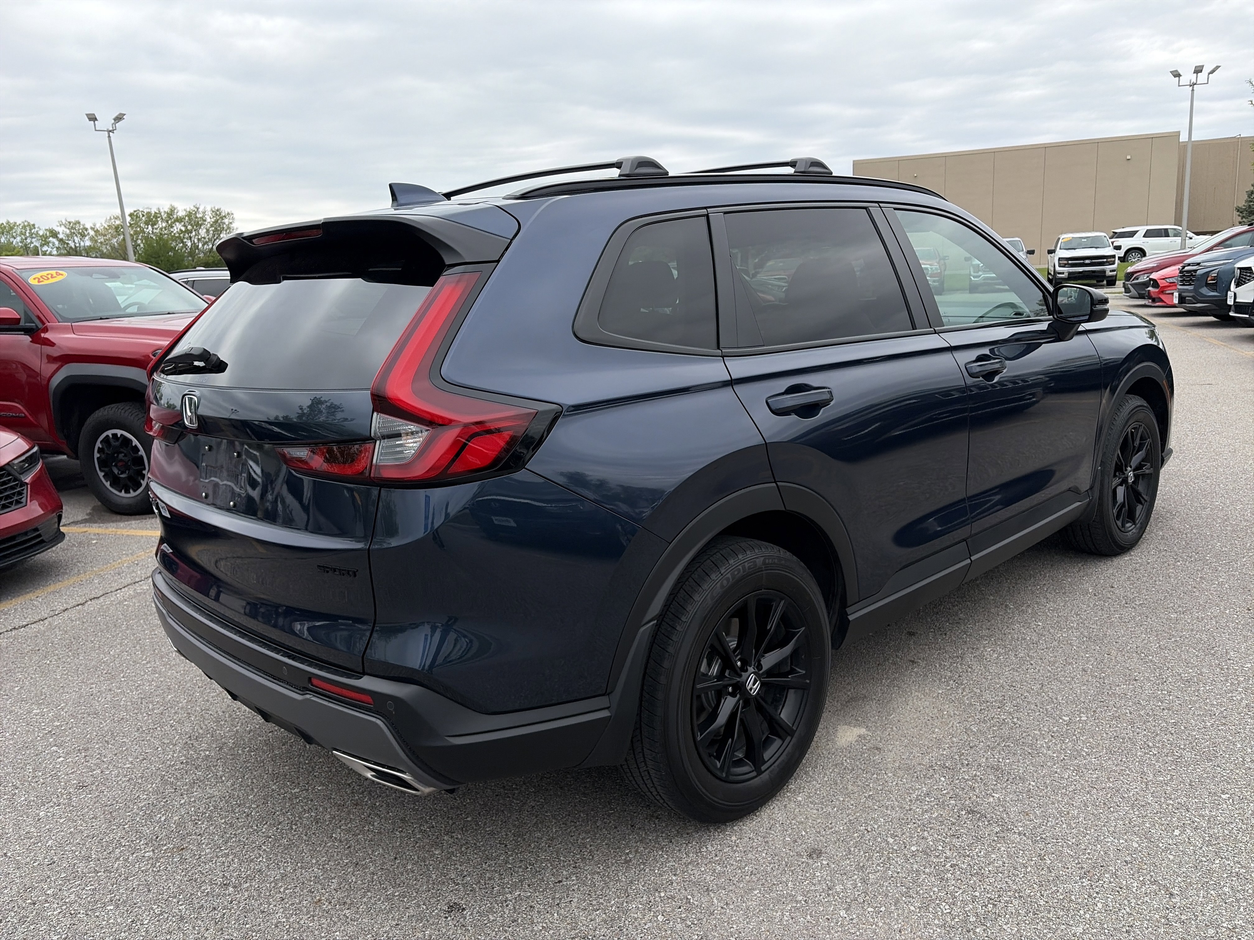 Certified 2025 Honda CR-V Sport-L image 5