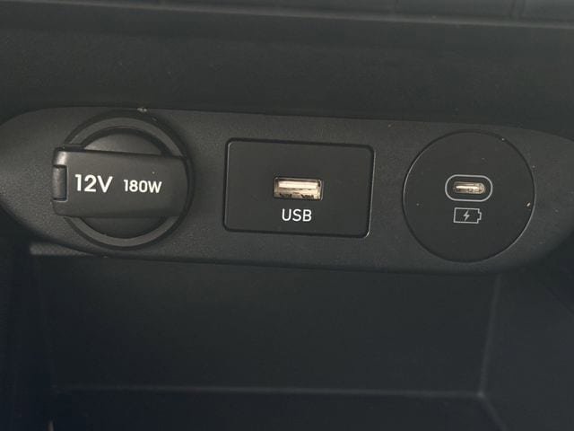Used 2025 Hyundai Elantra Hybrid FWD image 21