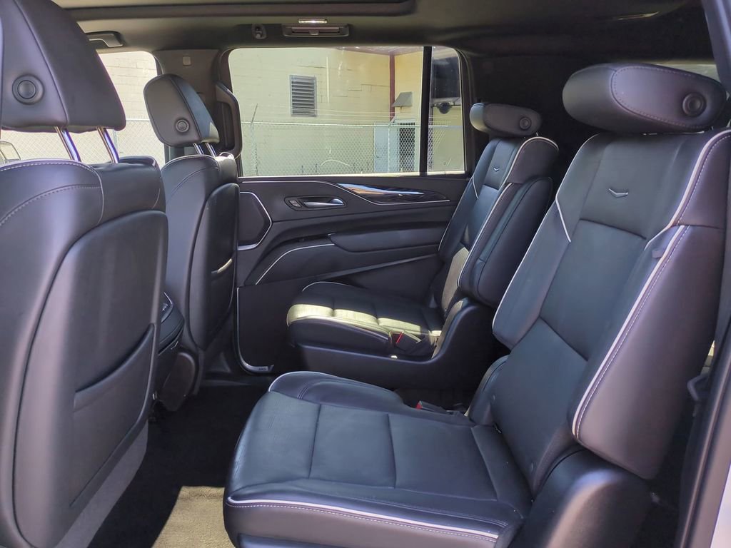 Used 2022 Cadillac Escalade ESV Sport w/ Touring Package image 17