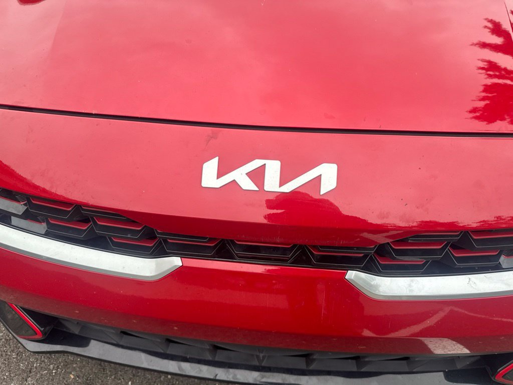 Used 2022 Kia Forte GT FWD image 4