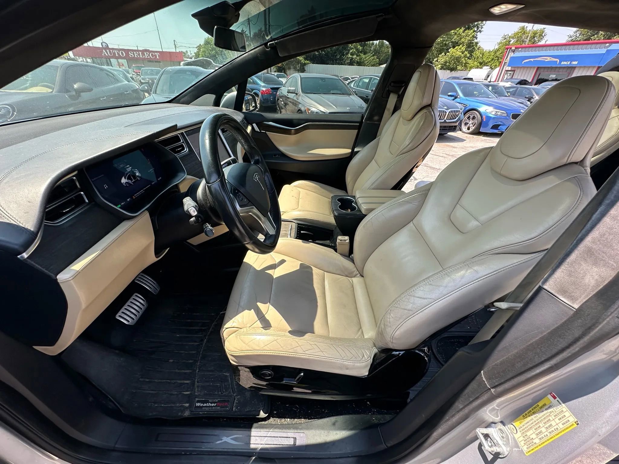 Used 2016 Tesla Model X Performance image 9