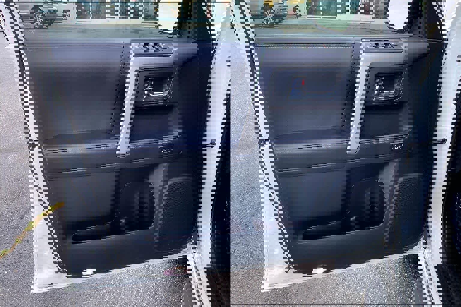 Used 2023 Toyota 4Runner Limited image 21