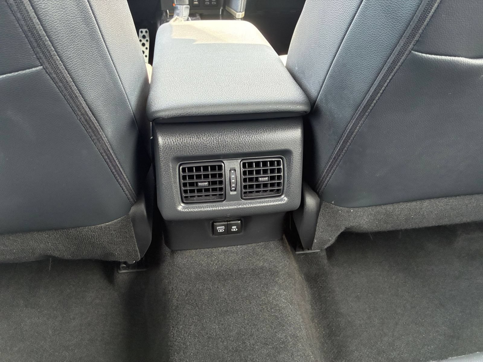 Used 2026 Toyota Camry SE FWD image 19